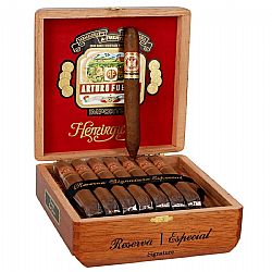 Arturo Fuente Hemingway Signature Natural (Box of 25)